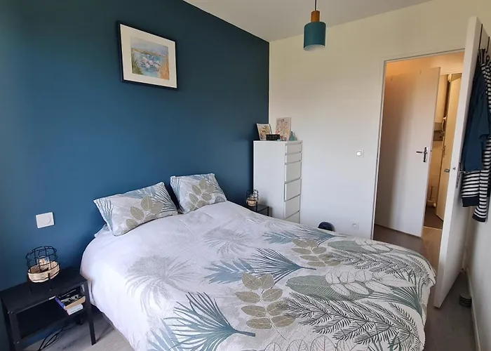 Appartement Lumineux Dans Residence Calme Et Arboree