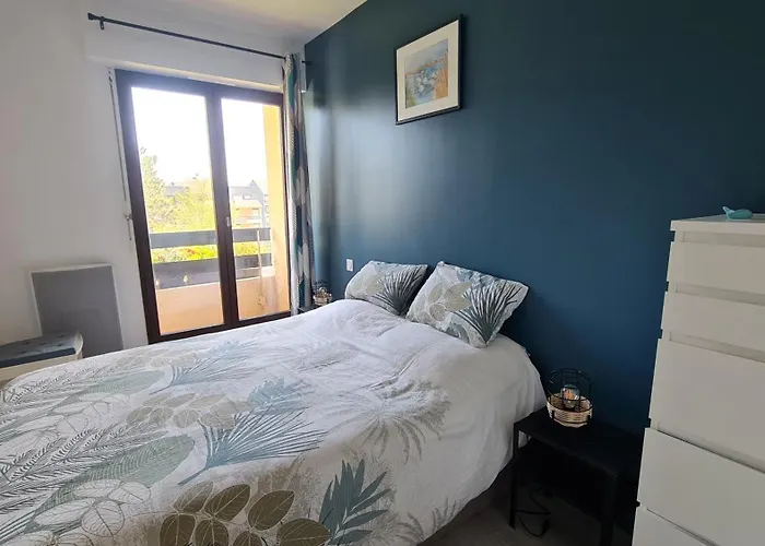 Appartement Lumineux Dans Residence Calme Et Arboree